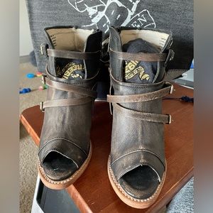 Freebird by Steven Booties